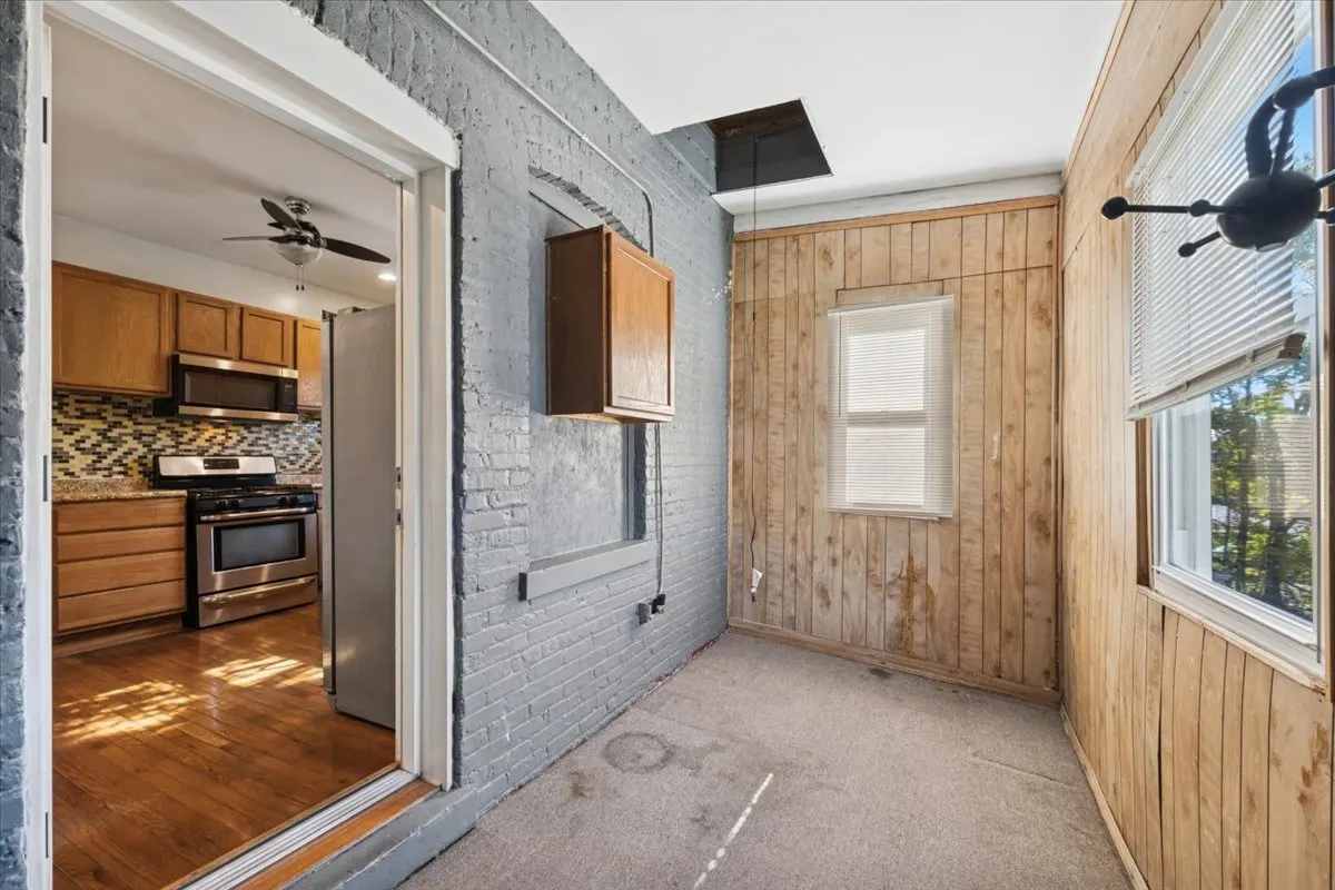 640 S 14th Avenue IL