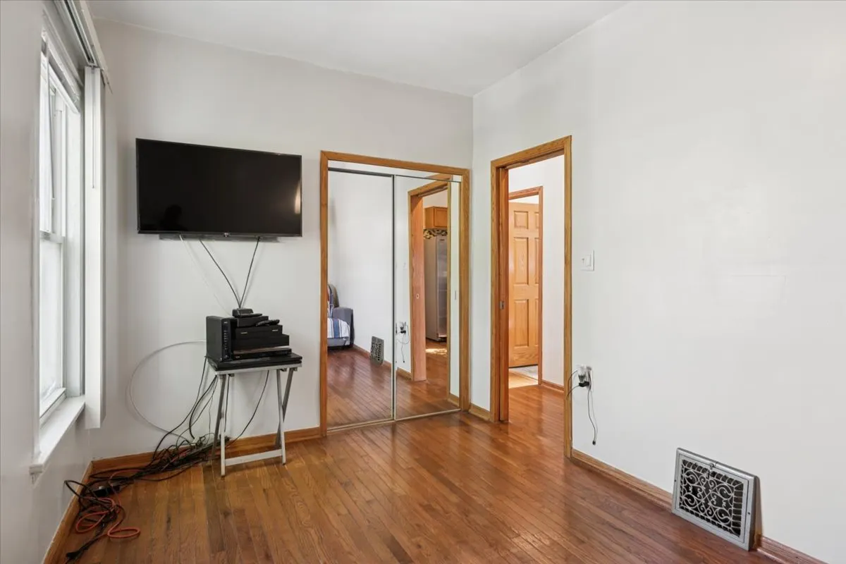 640 S 14th Avenue IL