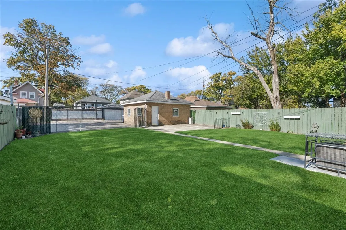 640 S 14th Avenue IL