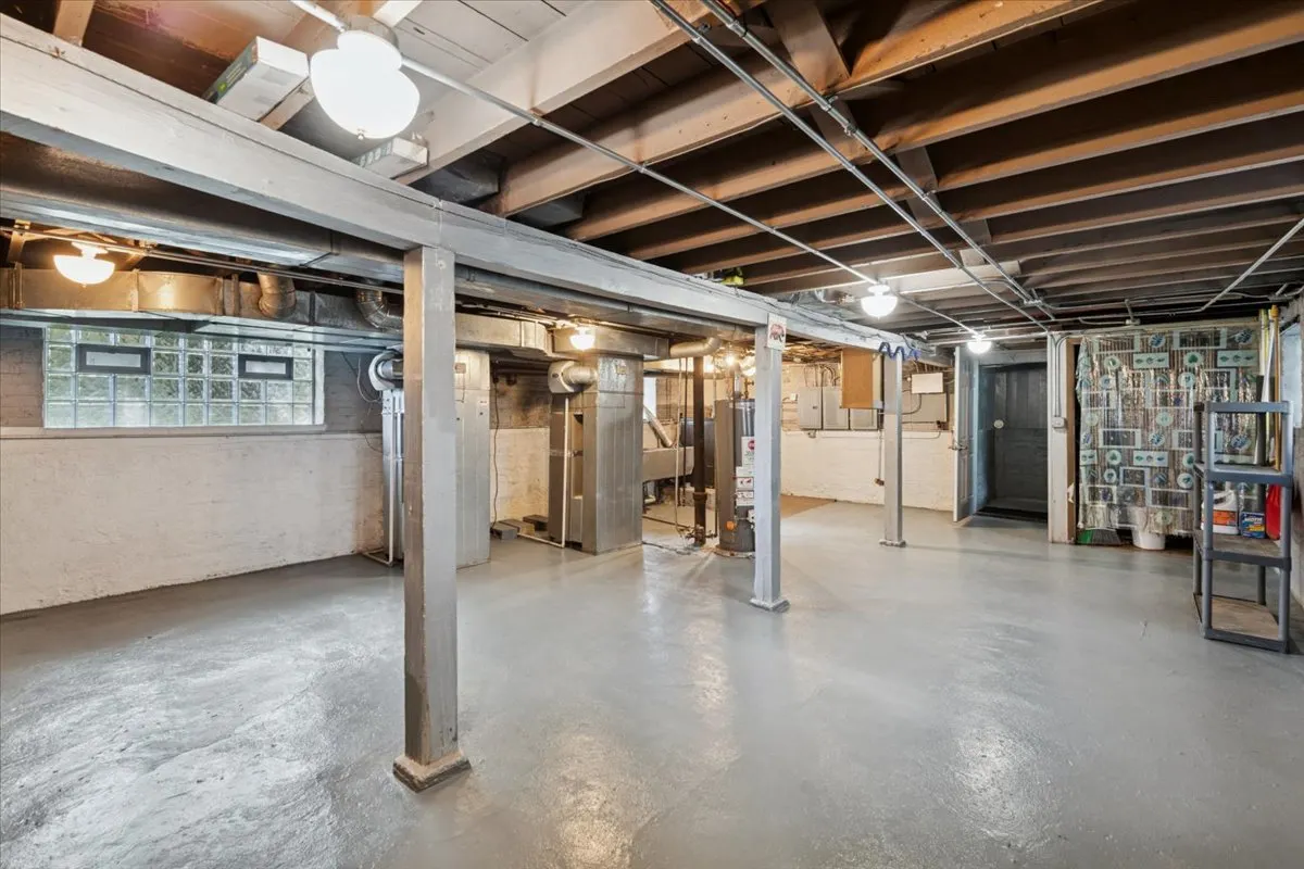 640 S 14th Avenue IL