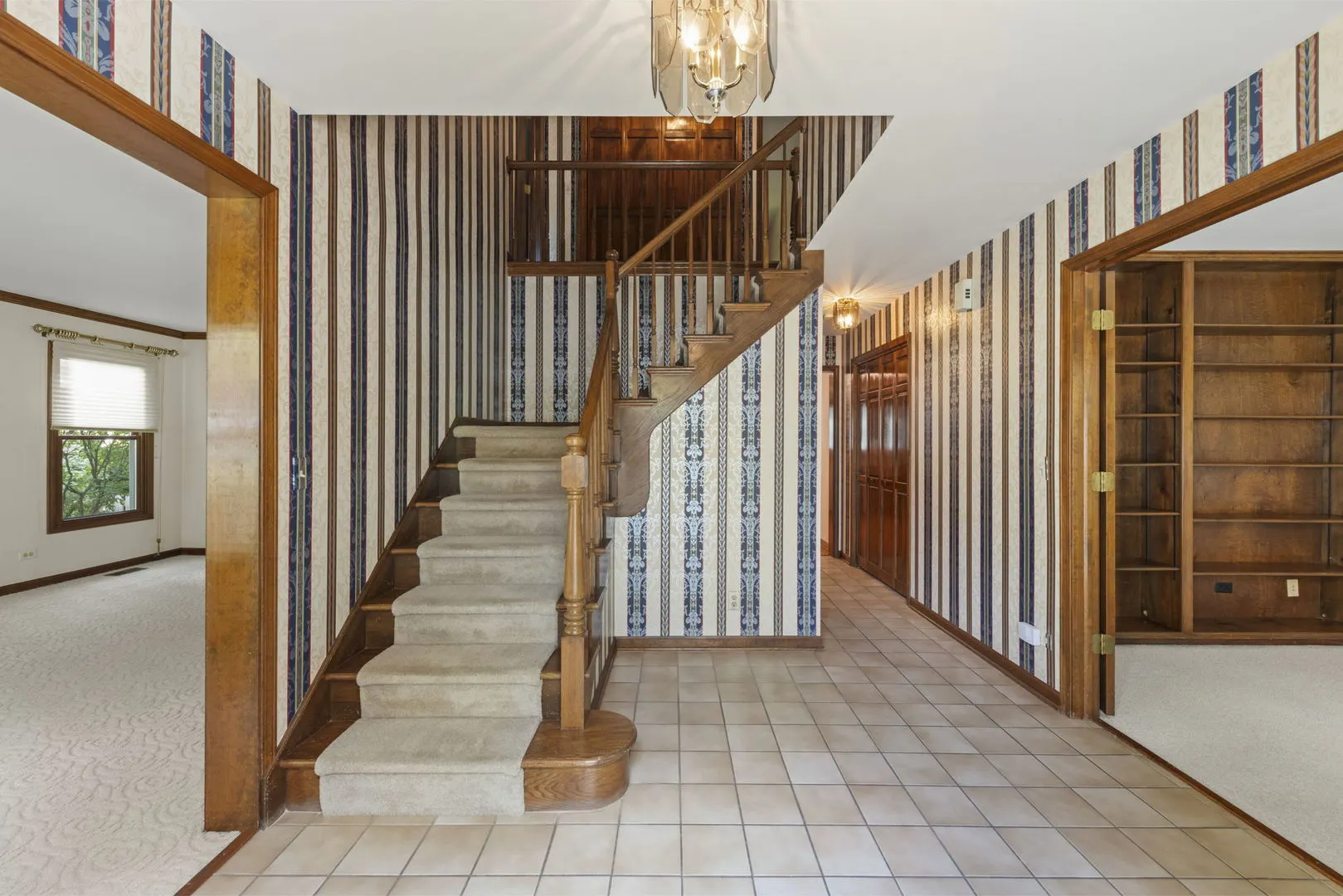 213 Winding Creek Drive IL