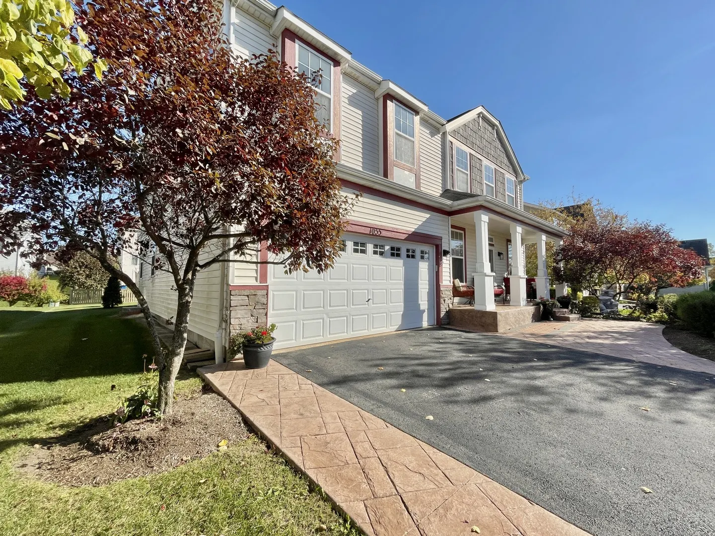 1055 Christine Lane IL