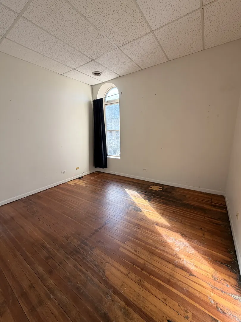 226 N Benton Street 3 IL