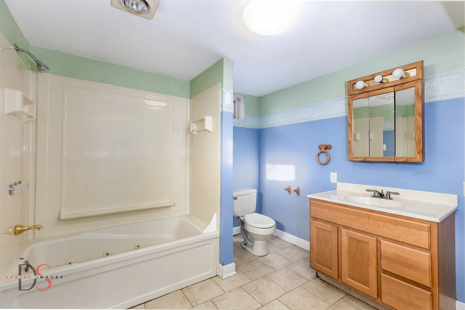 3060 Cemetery Road IL