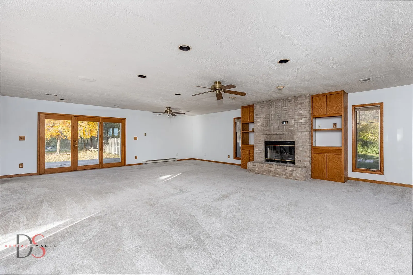 3060 Cemetery Road IL