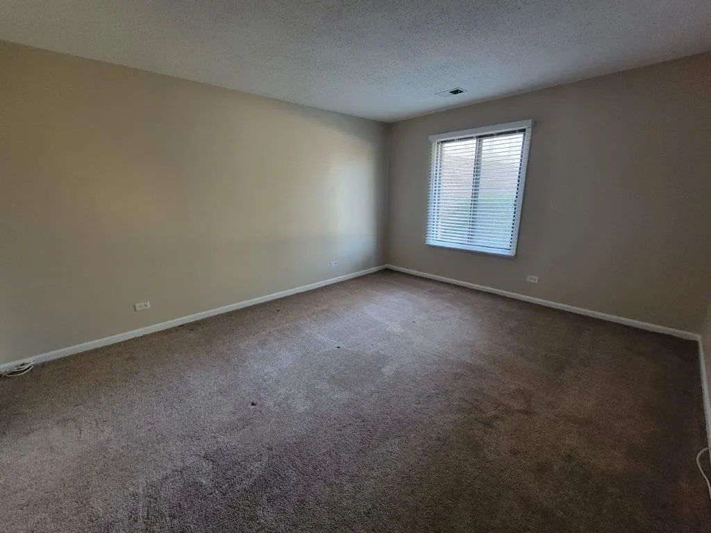 830 KNOTTINGHAM Drive 1A IL