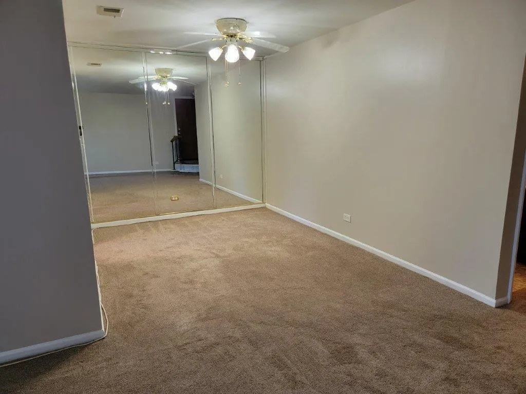 830 KNOTTINGHAM Drive 1A IL