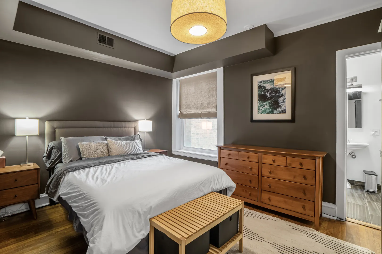 846 W GUNNISON Street 2W IL