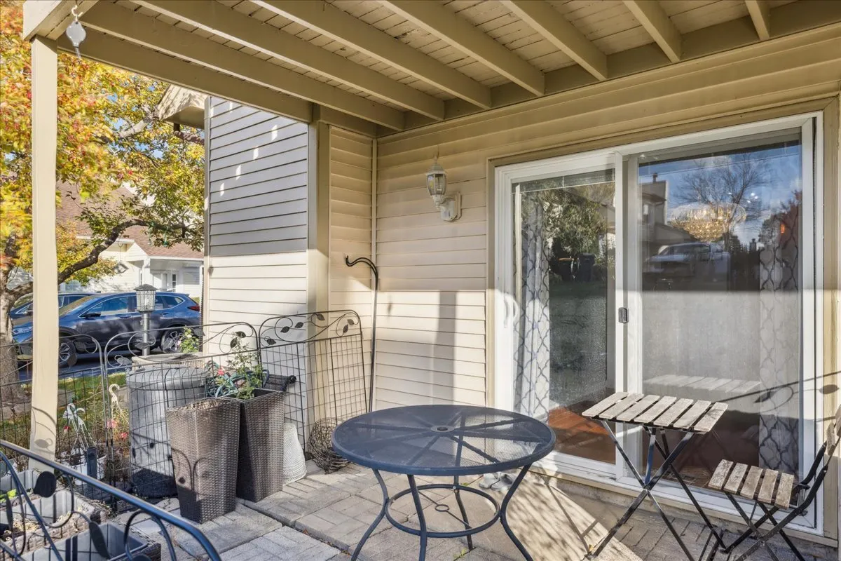 318 Juniper Circle IL