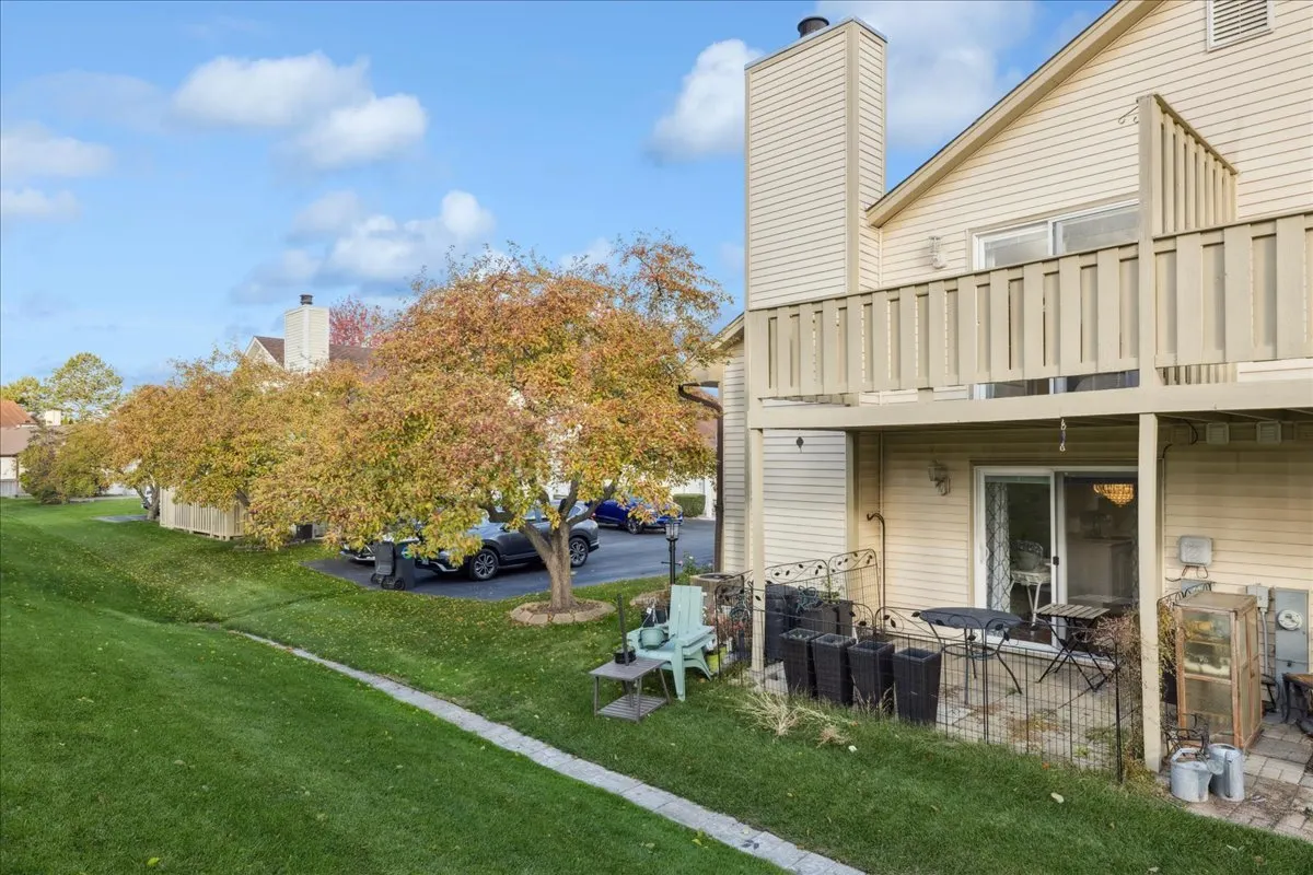 318 Juniper Circle IL