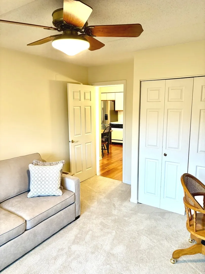 1220 Depot Street 305 IL