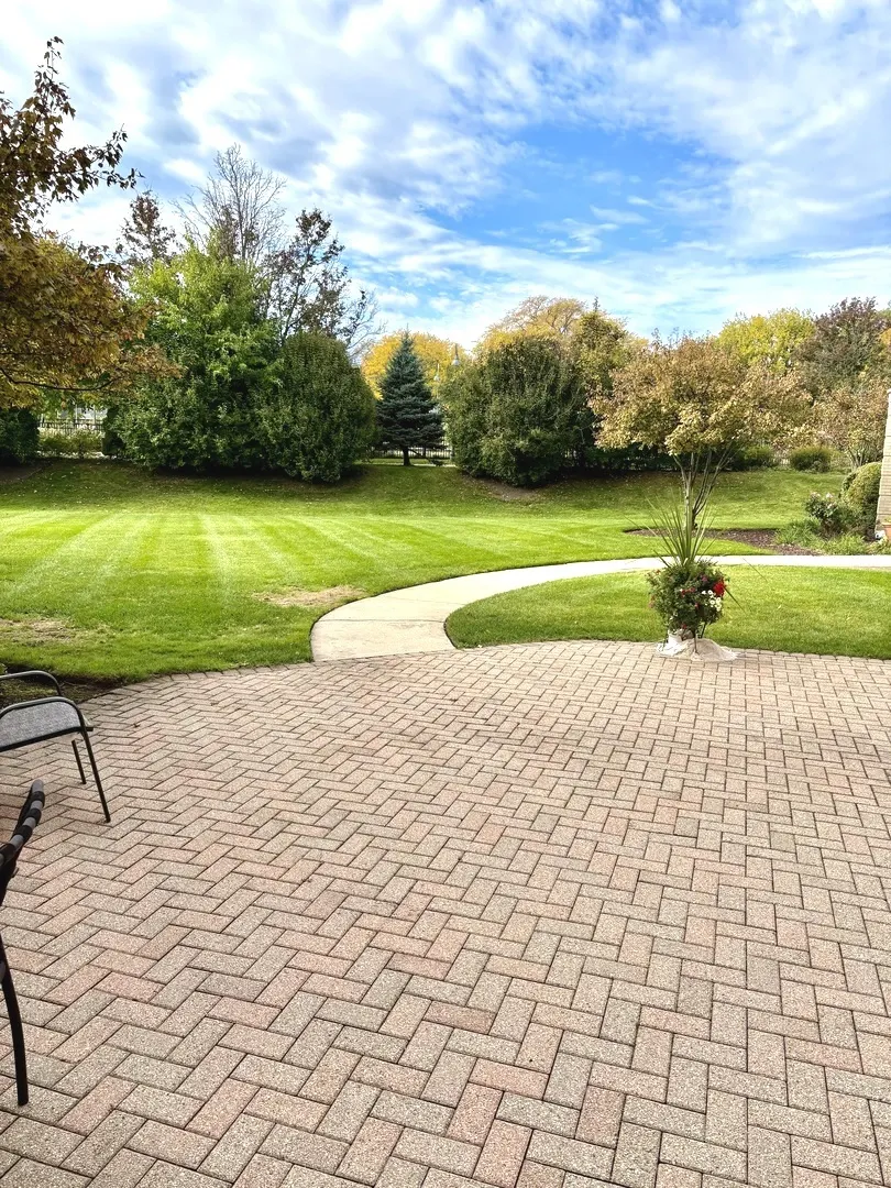 1220 Depot Street 305 IL