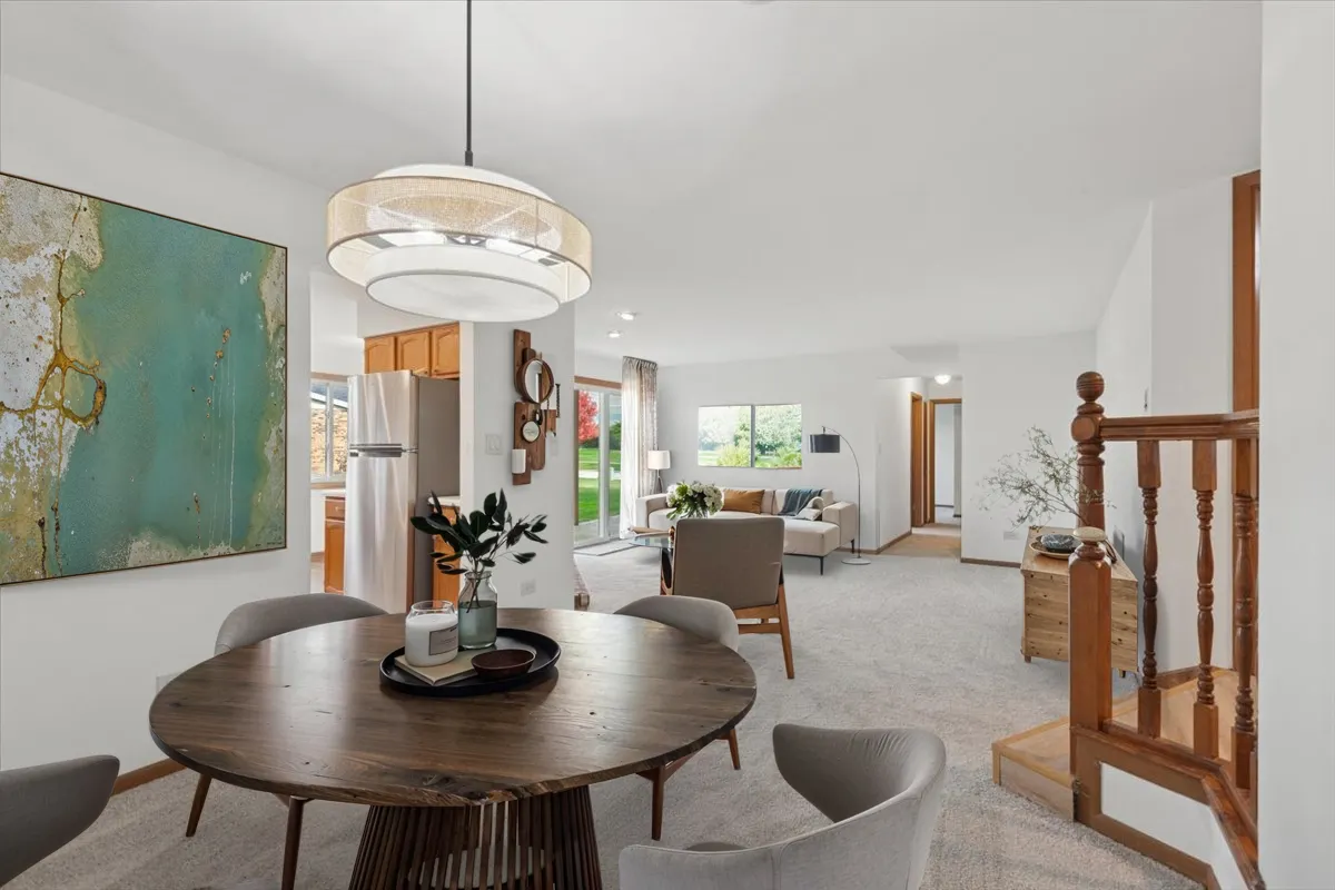 712 Cottonwood Court 25-B IL