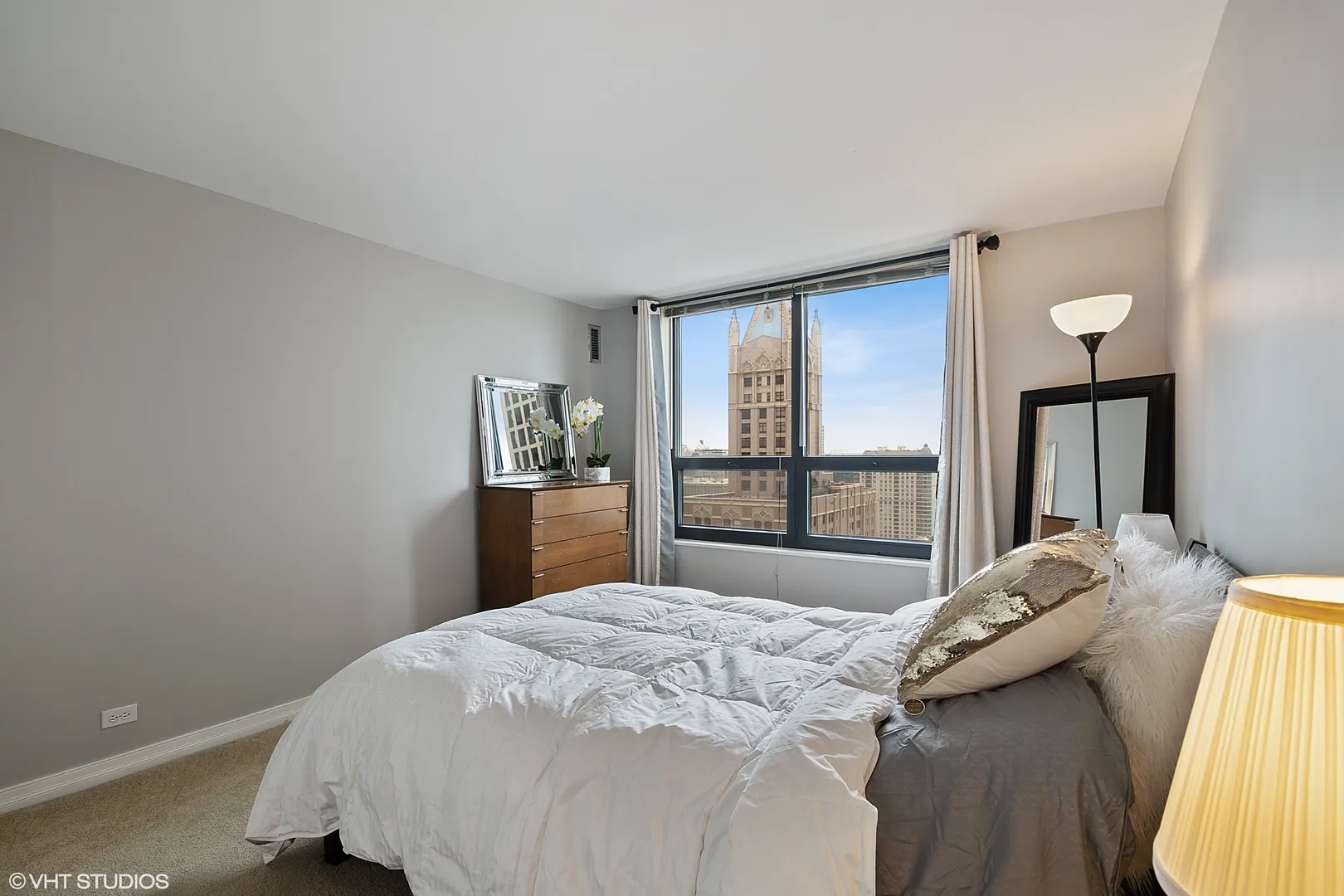 401 E ONTARIO Street 1803 IL