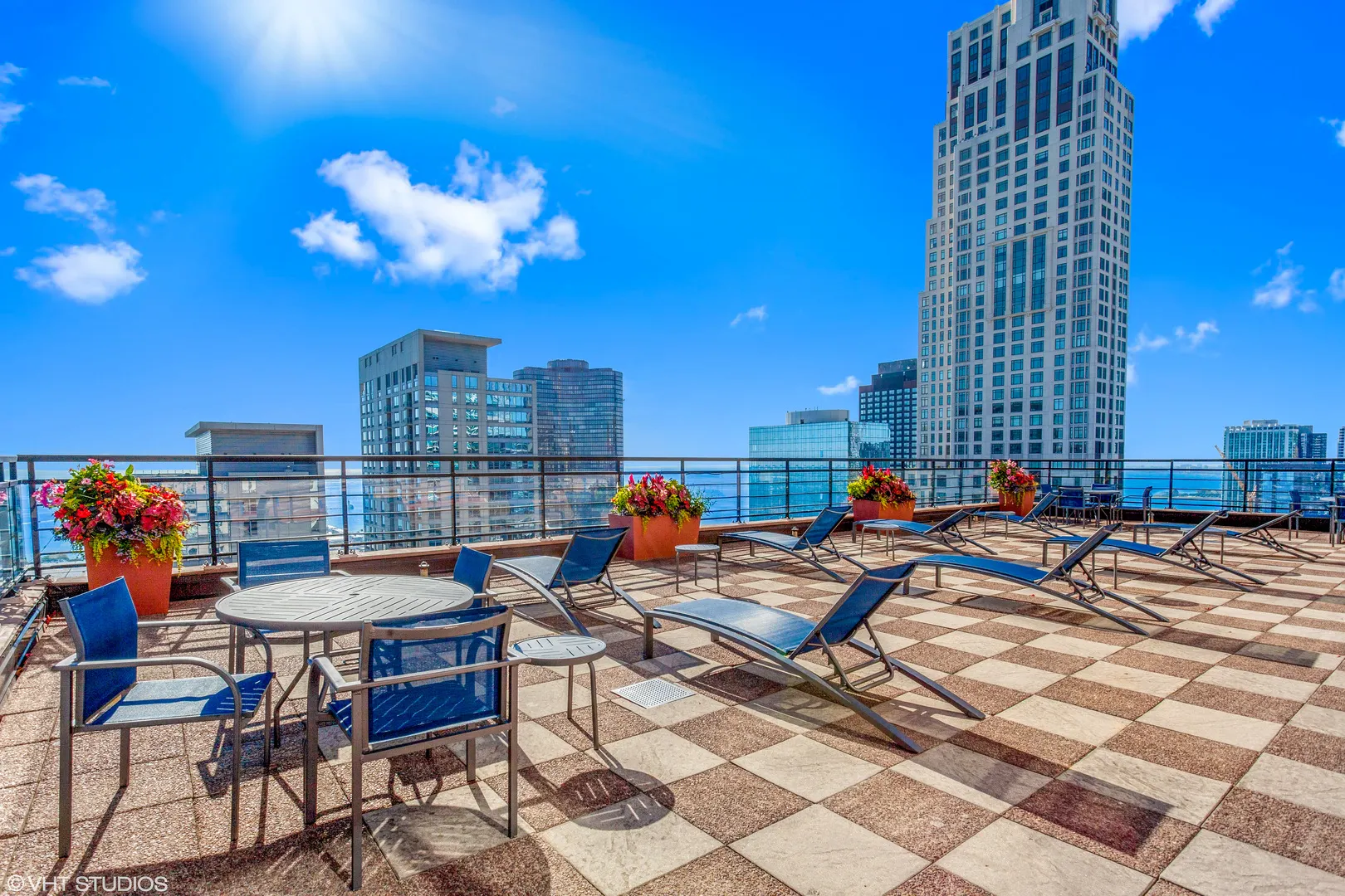 401 E ONTARIO Street 1803 IL