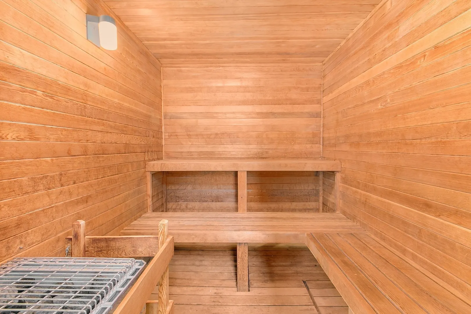 401 E ONTARIO Street 1803 IL