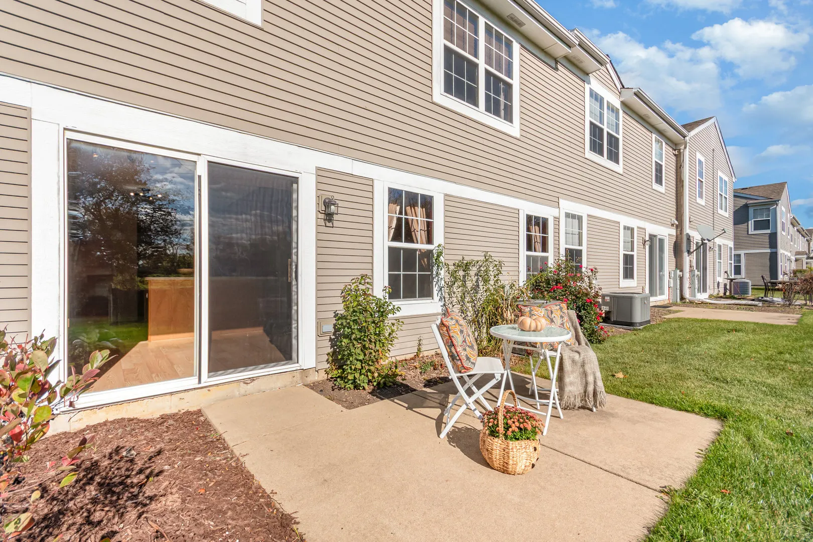 16043 Tiger Drive IL