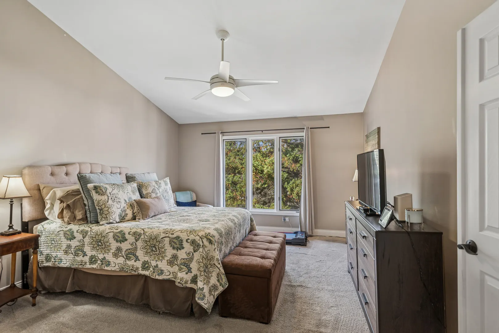 1206 Gulfstream Parkway IL