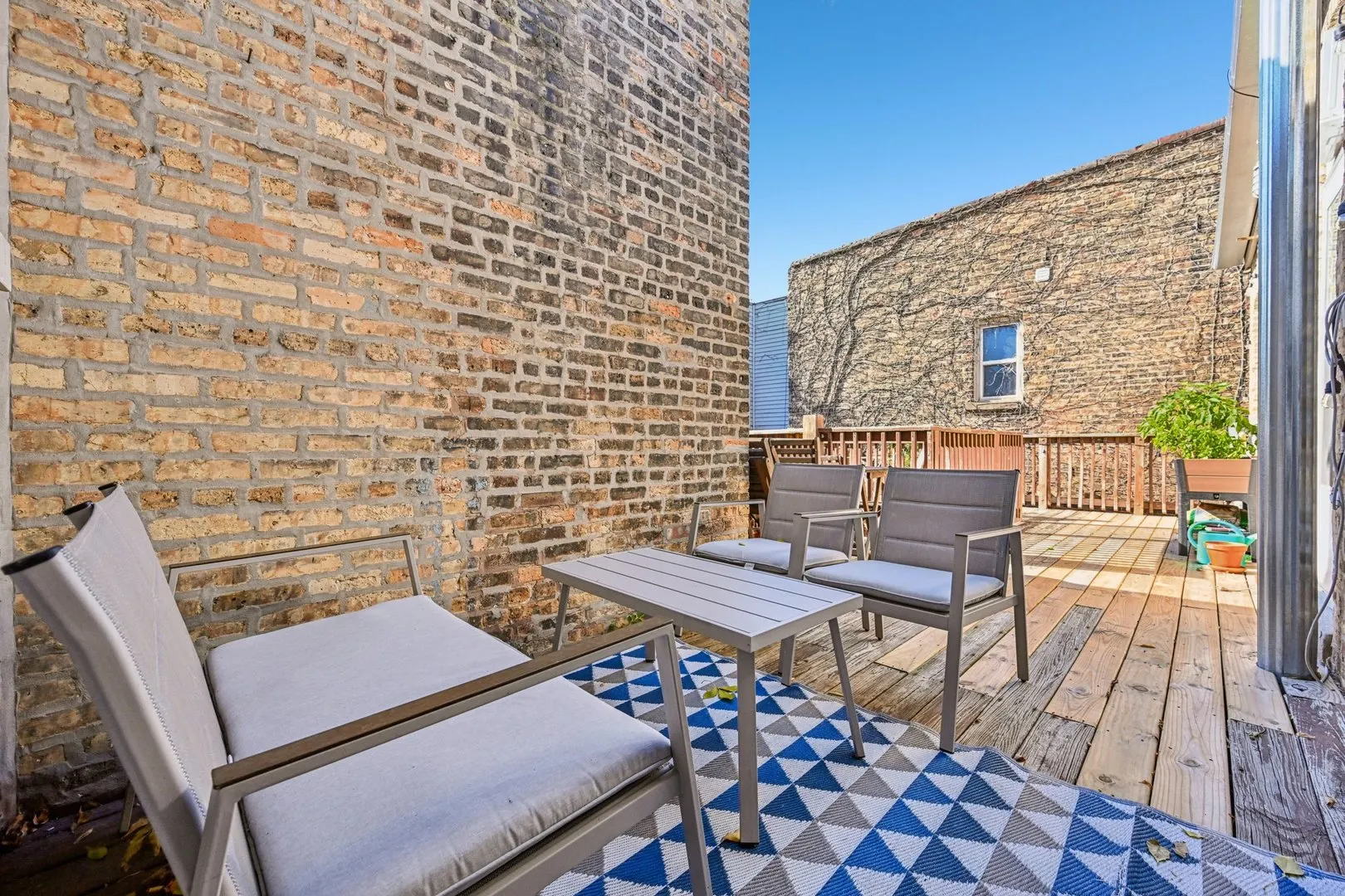 1101 W Wrightwood Avenue 3 IL