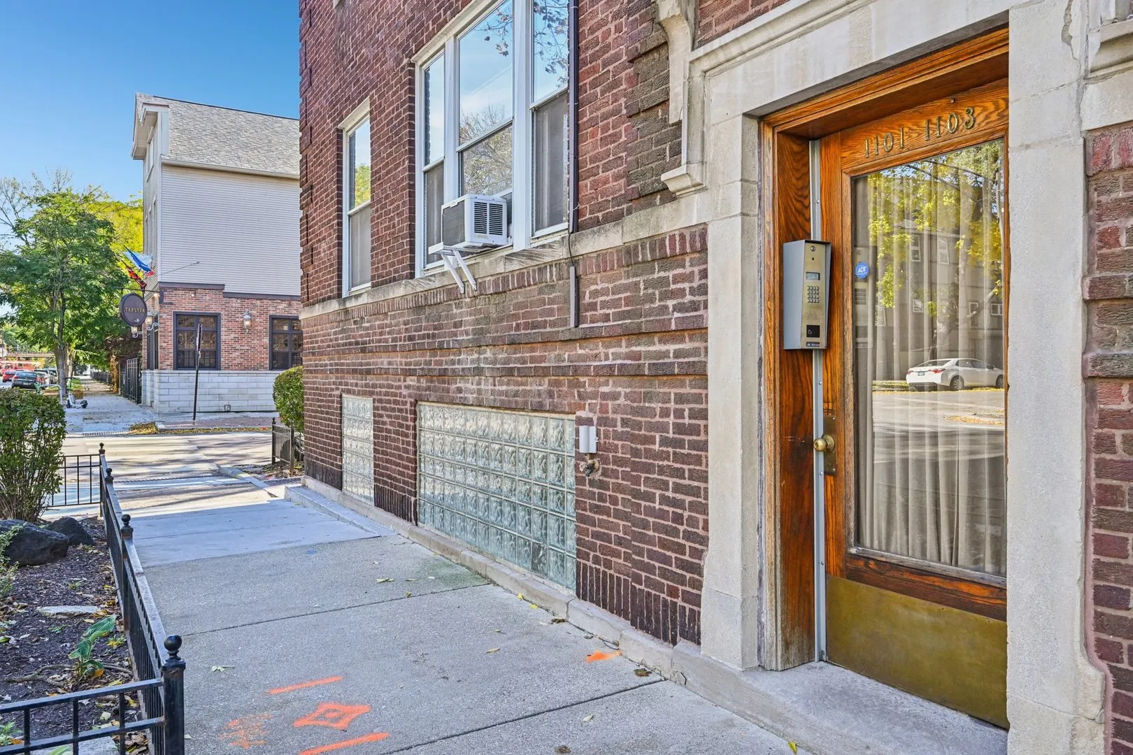 1101 W Wrightwood Avenue 3 IL