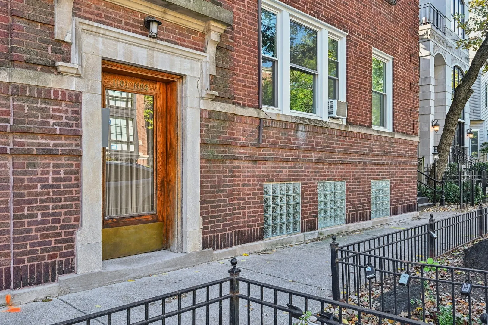 1101 W Wrightwood Avenue 3 IL