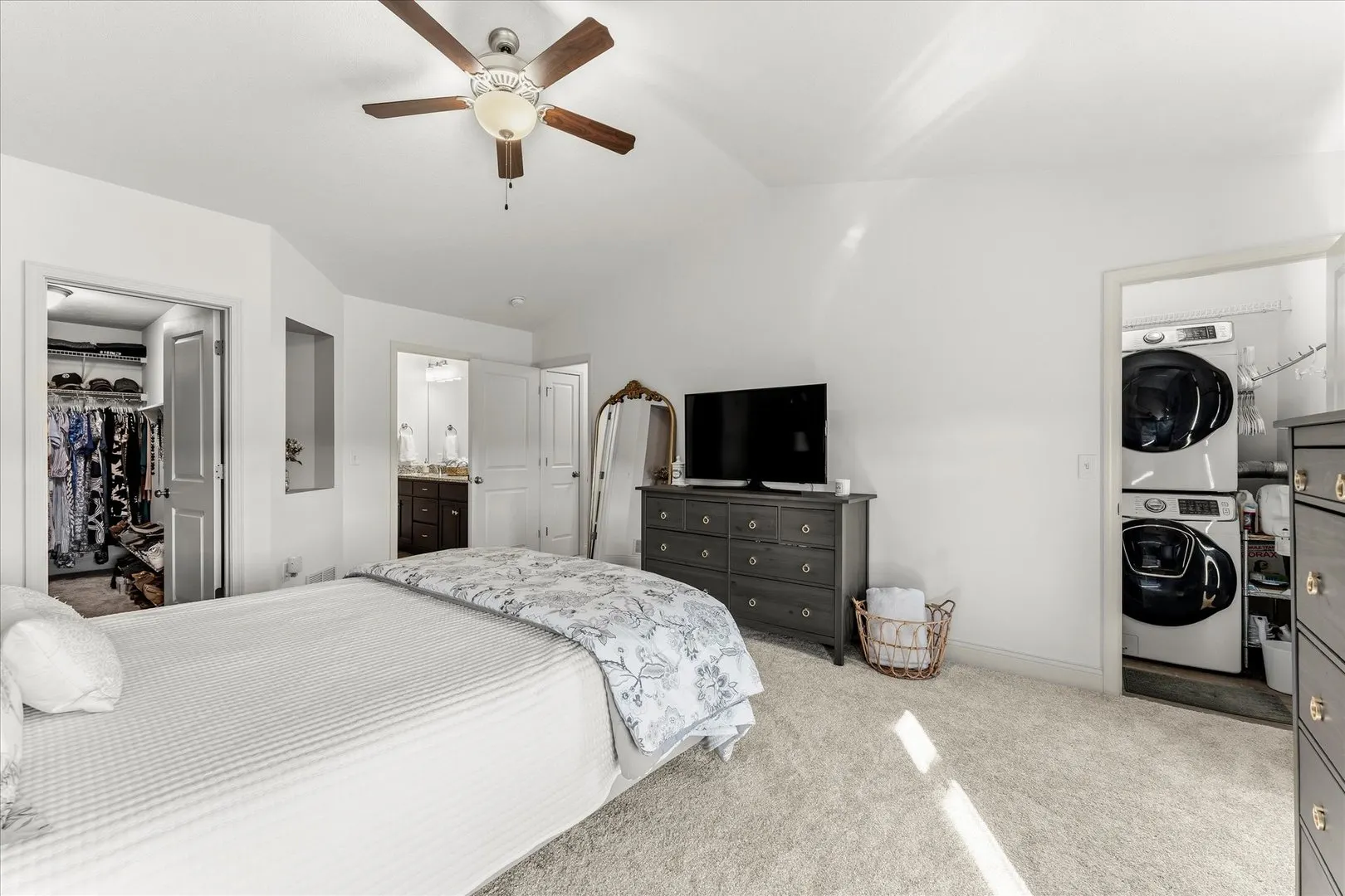 1804 Horizon Court IL