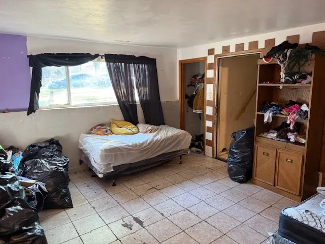 14038 S Saginaw Avenue IL