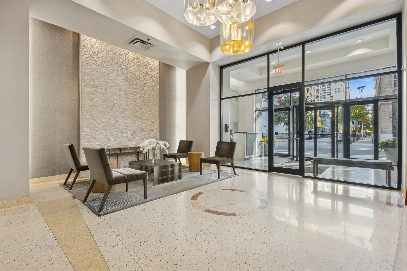 435 W Erie Street 1408 IL