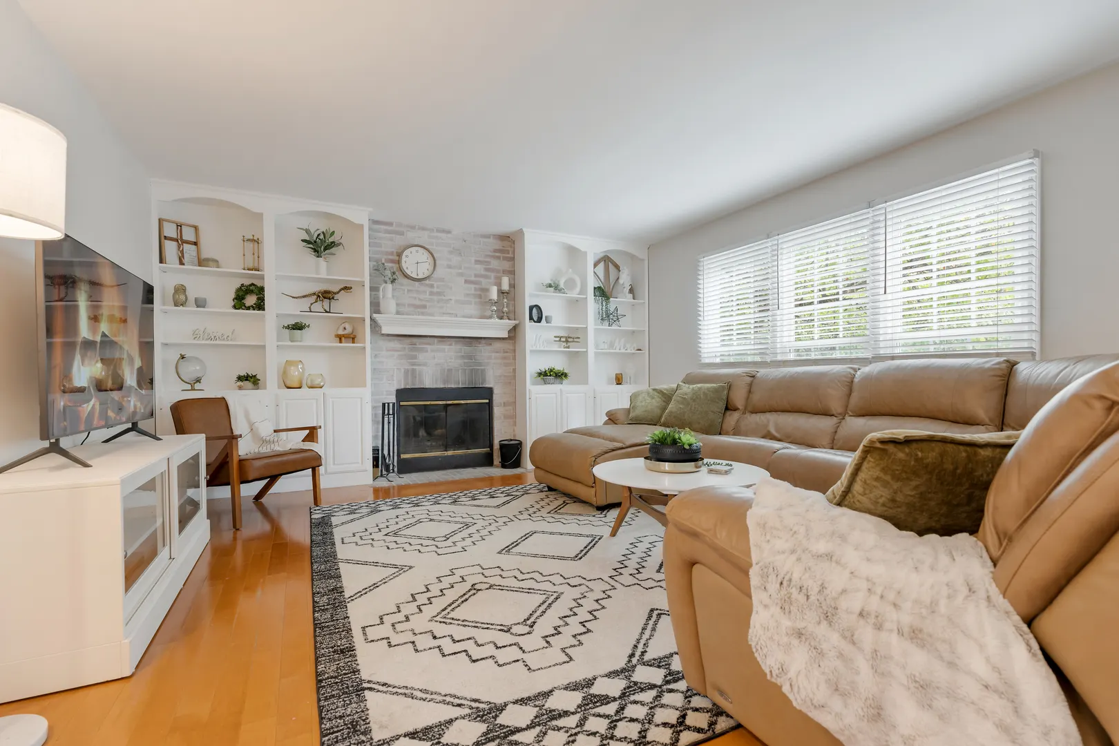 1971 Peach Tree Lane IL