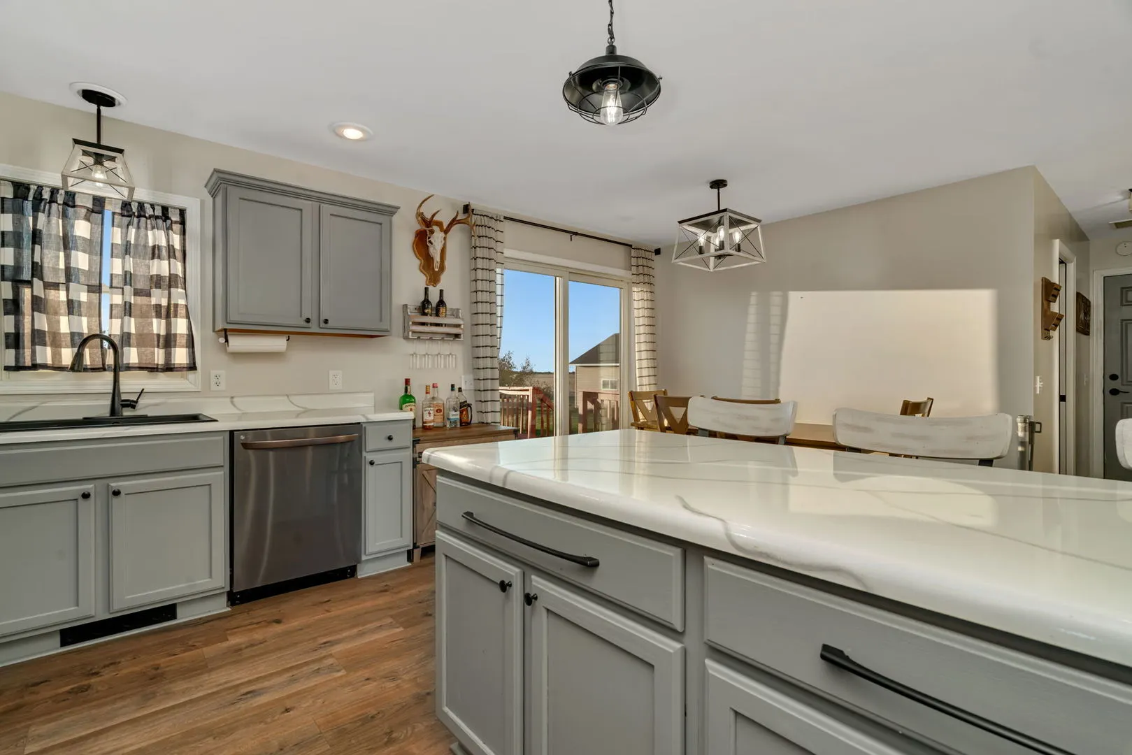 3945 S Broadway Road IL