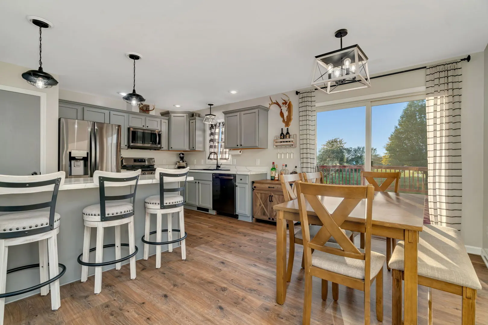 3945 S Broadway Road IL