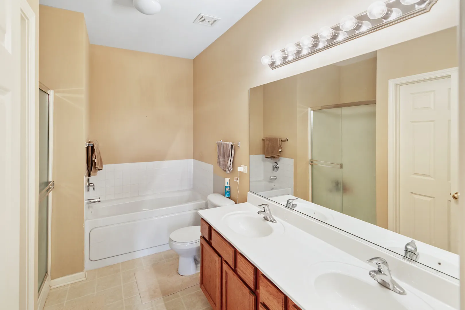 1086 BIRCH Lane 39R IL