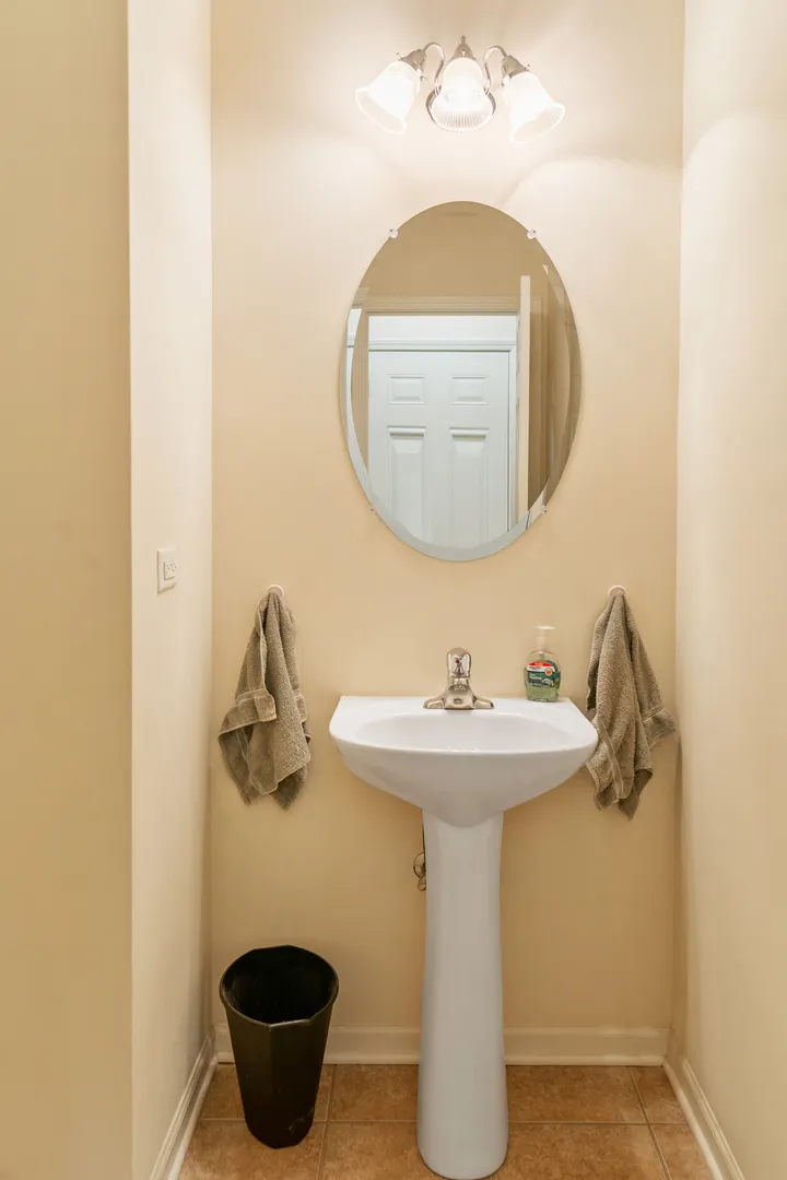 1086 BIRCH Lane 39R IL