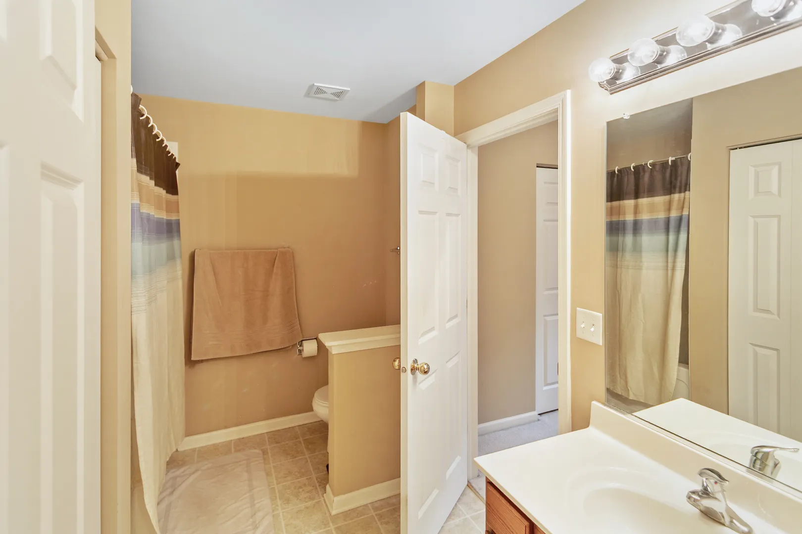 1086 BIRCH Lane 39R IL