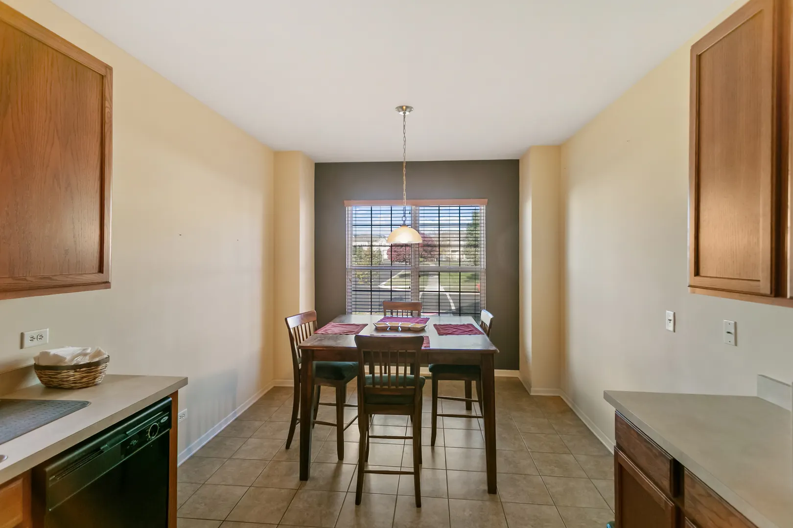 1086 BIRCH Lane 39R IL