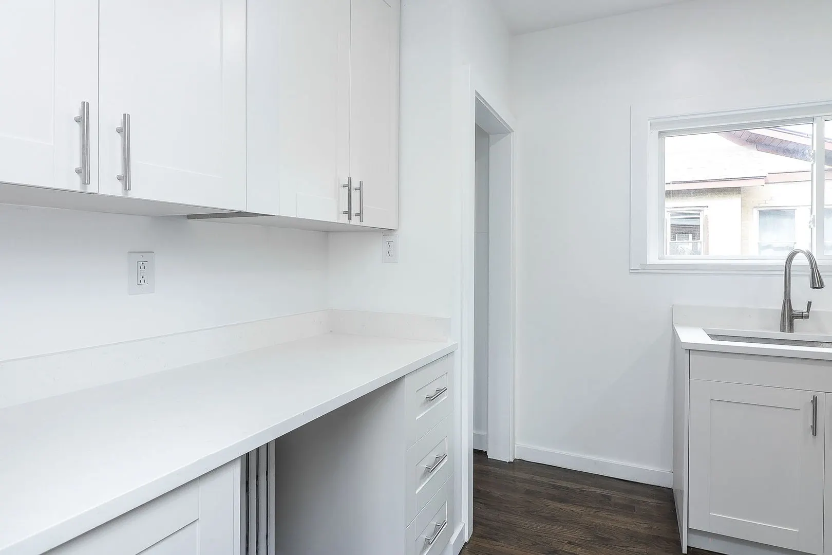 613 S Summit Avenue S IL