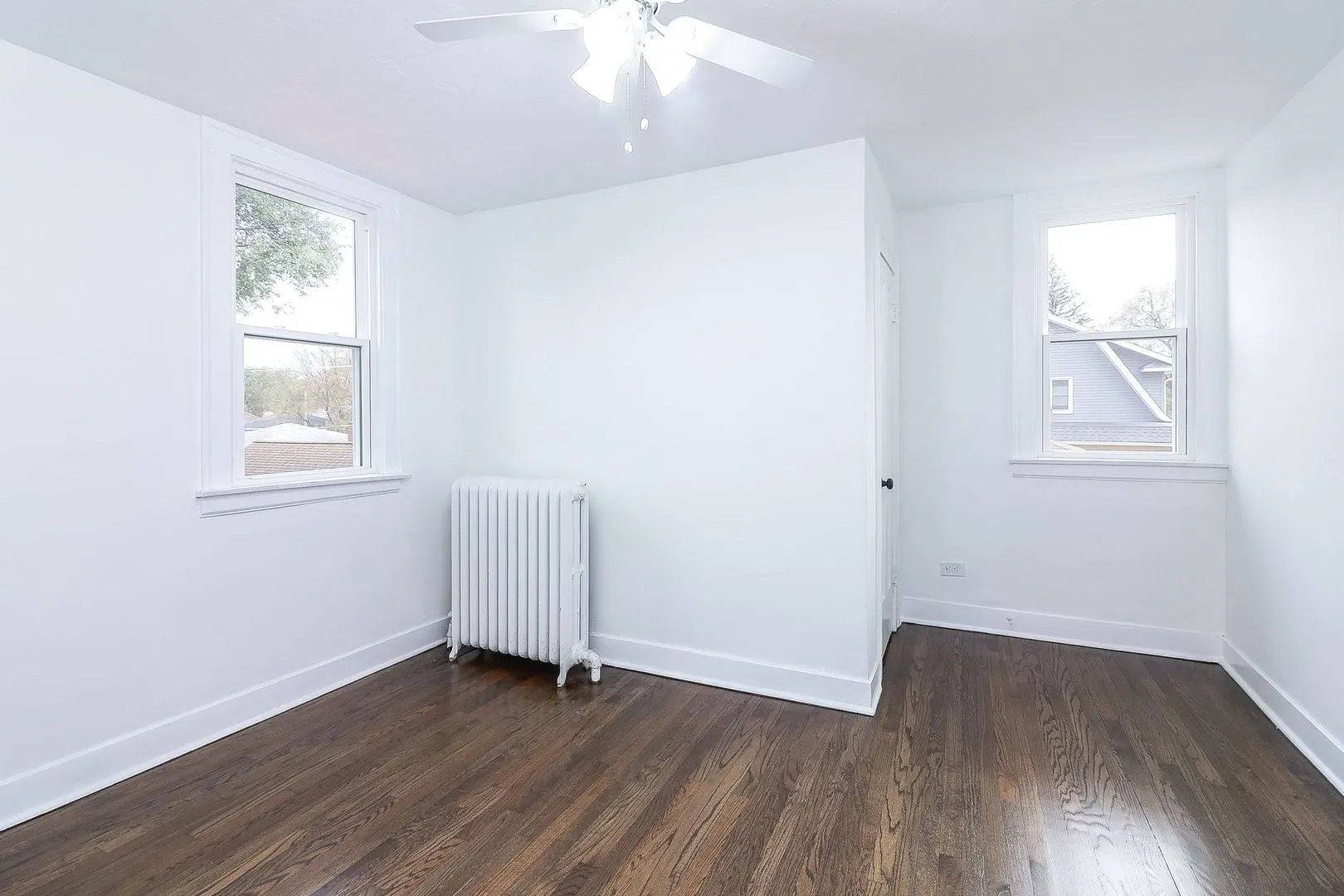 613 S Summit Avenue S IL