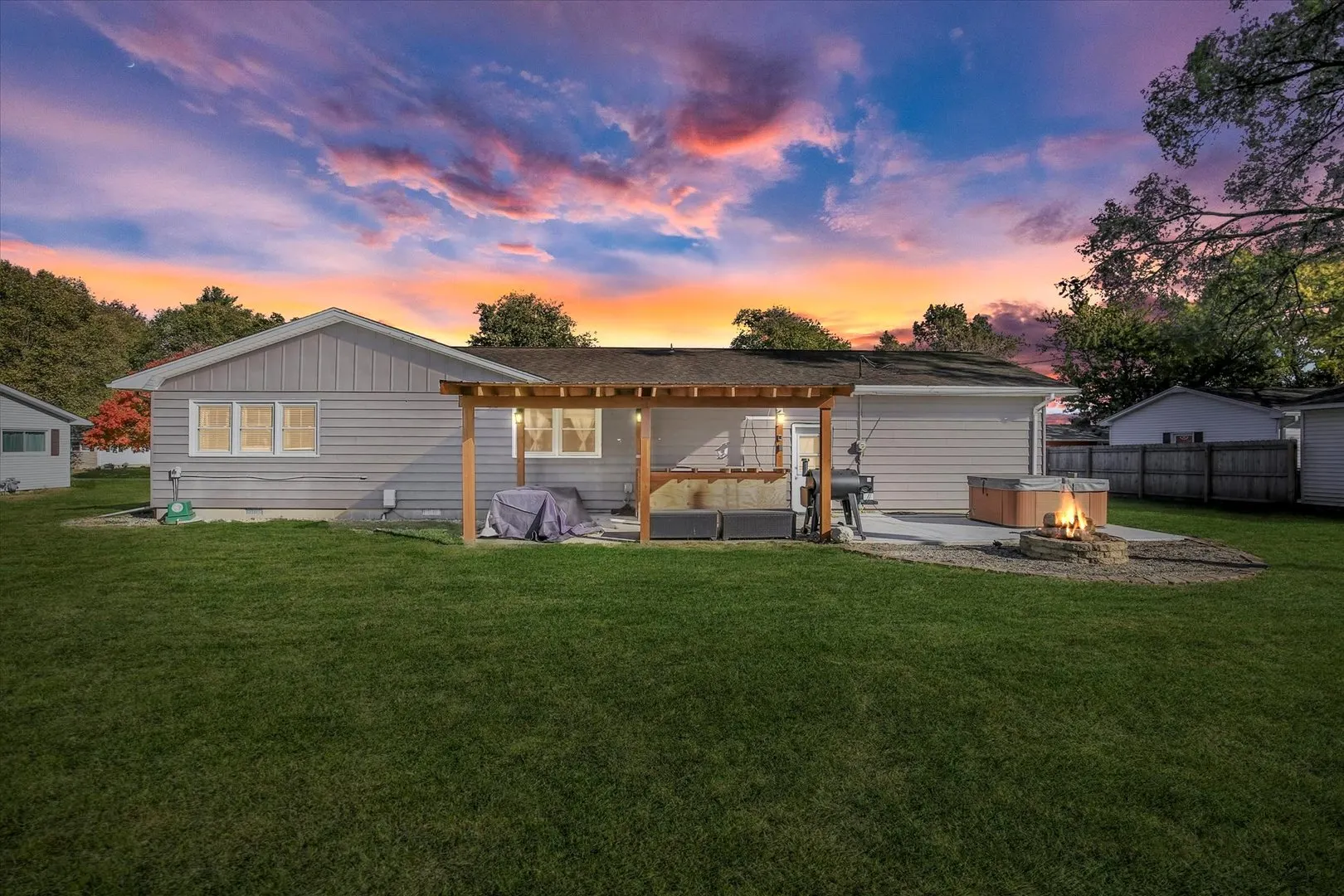 407 S Washington Street IL