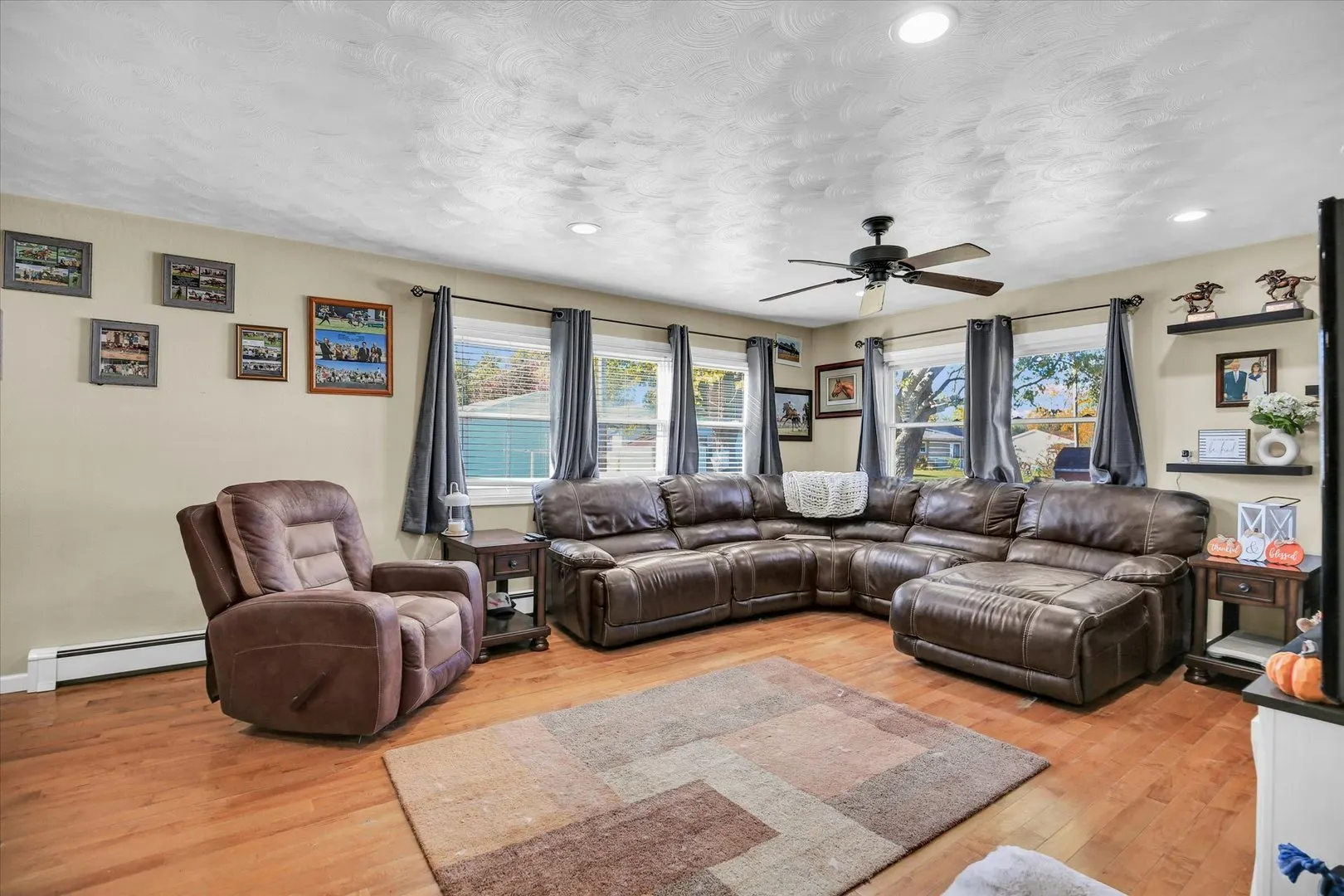 407 S Washington Street IL