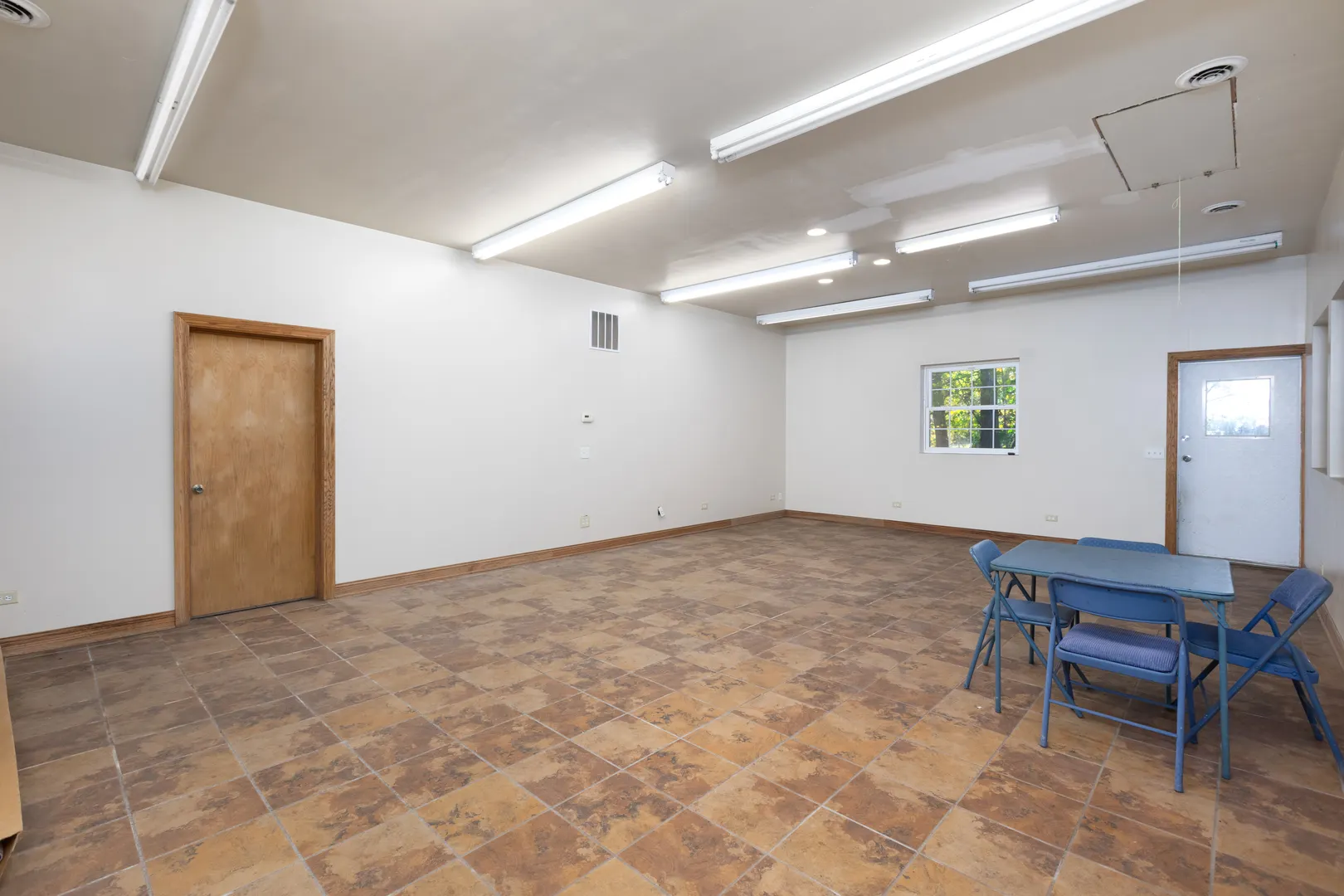 6128 E Sandwich Road IL