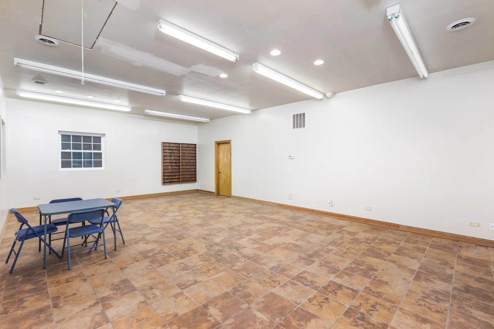 6128 E Sandwich Road IL