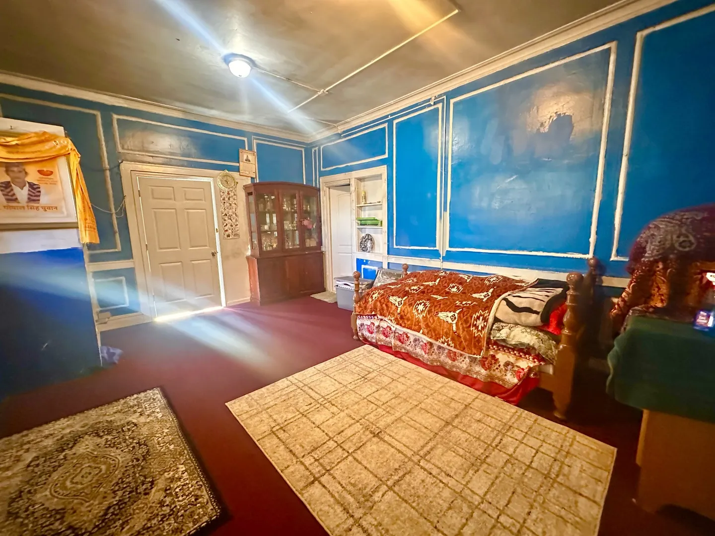 256 W DOWNER Place IL