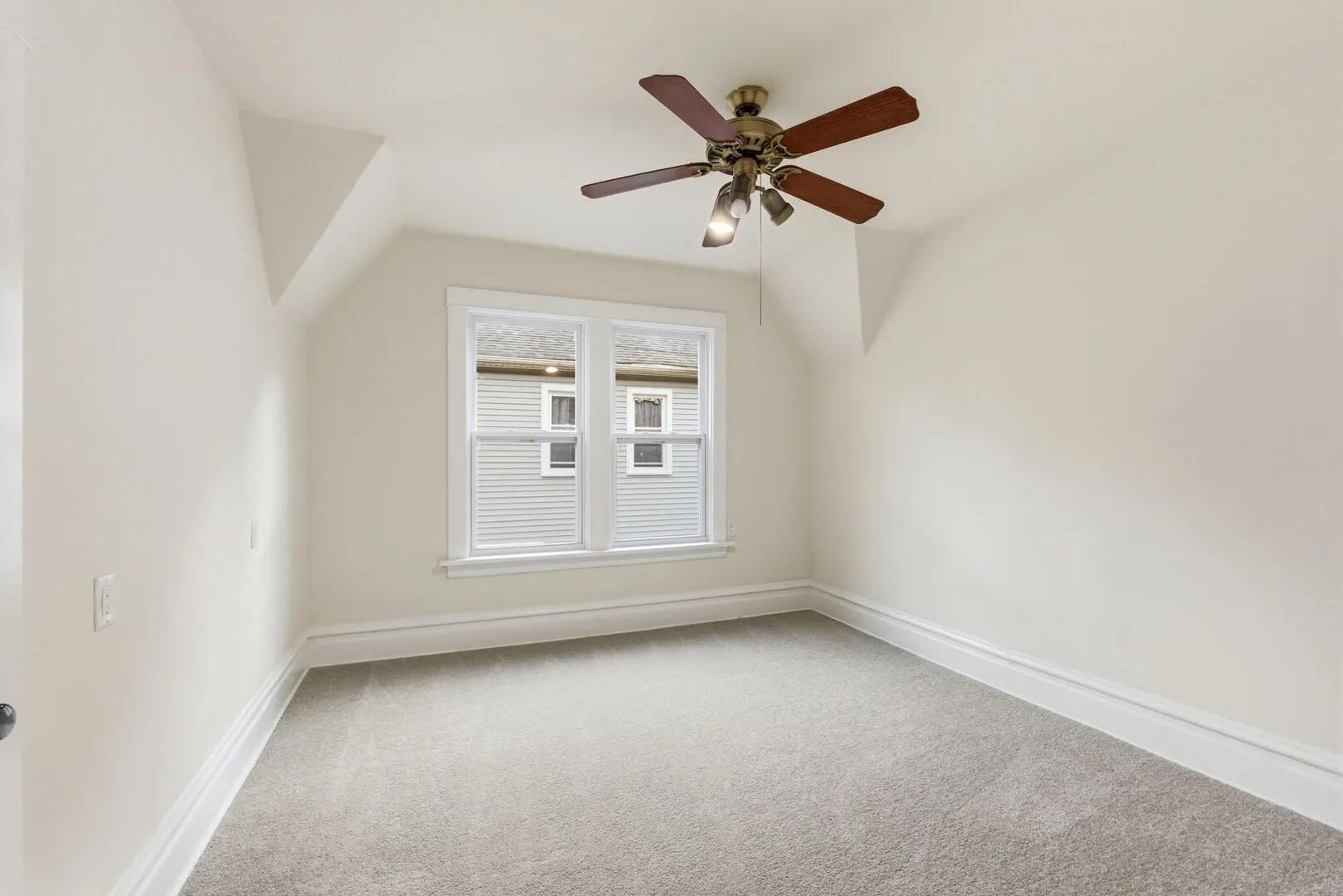 9748 S Vanderpoel Avenue IL