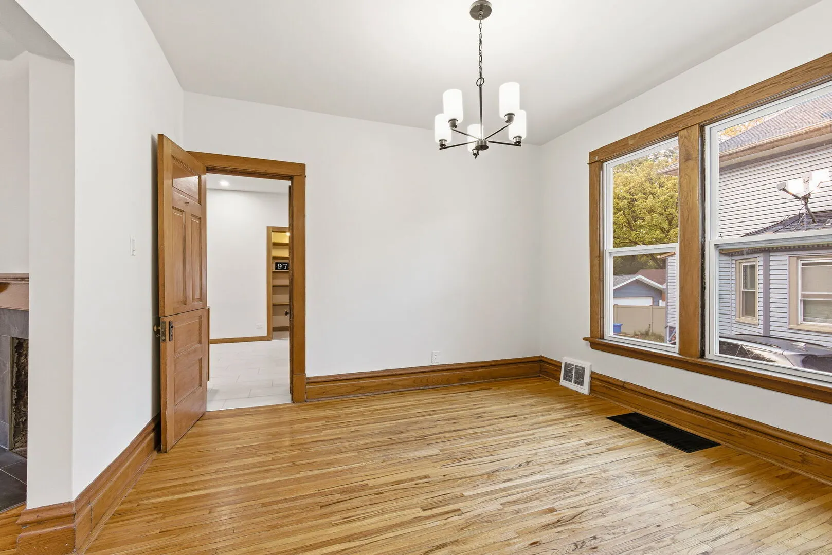 9748 S Vanderpoel Avenue IL