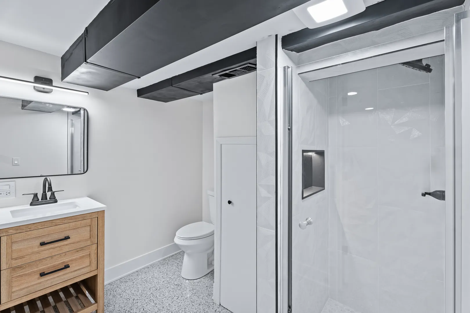 5253 S Mobile Avenue IL