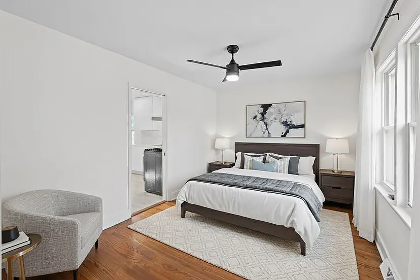 5253 S Mobile Avenue IL