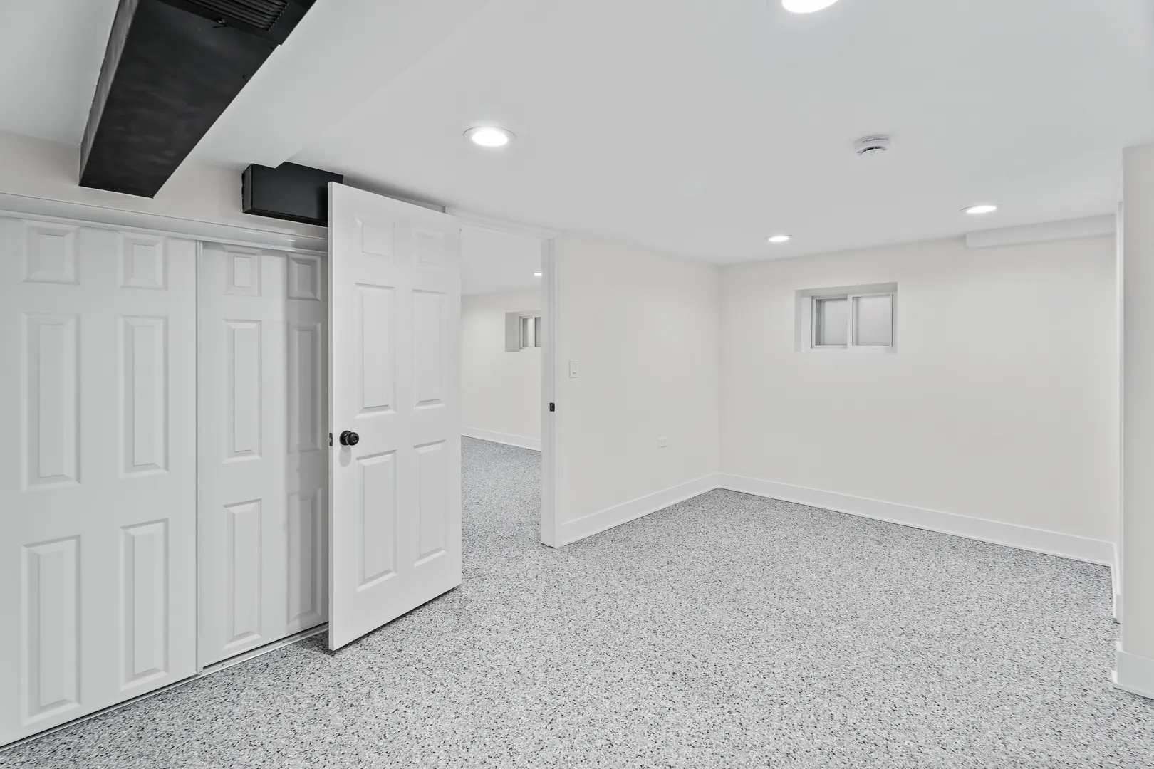 5253 S Mobile Avenue IL