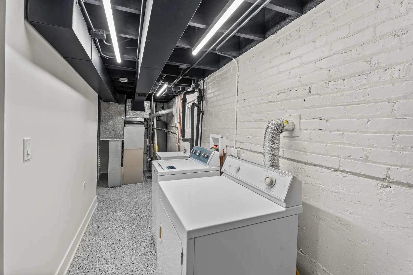 5253 S Mobile Avenue IL