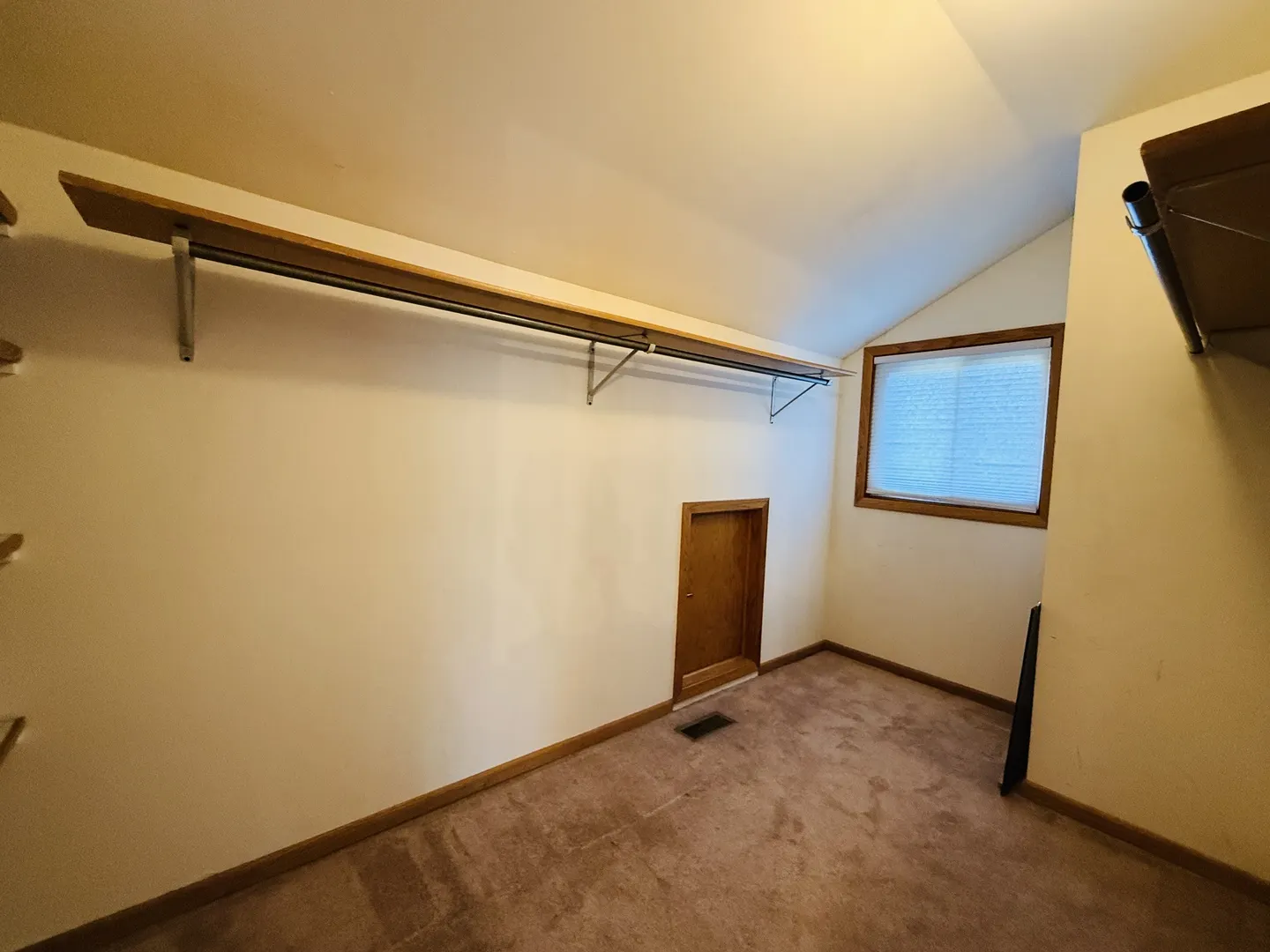 1209 Lakewood Drive D IL