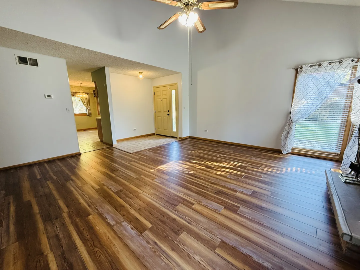 1209 Lakewood Drive D IL